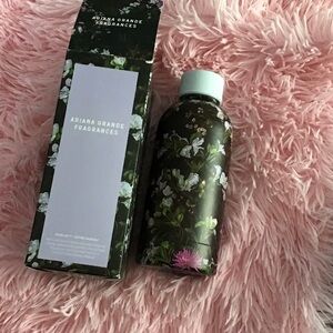 New Ariana Grande Floral Design Water Bottle Tin Bottle